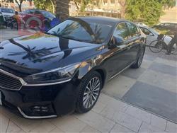 كيا كادينزا